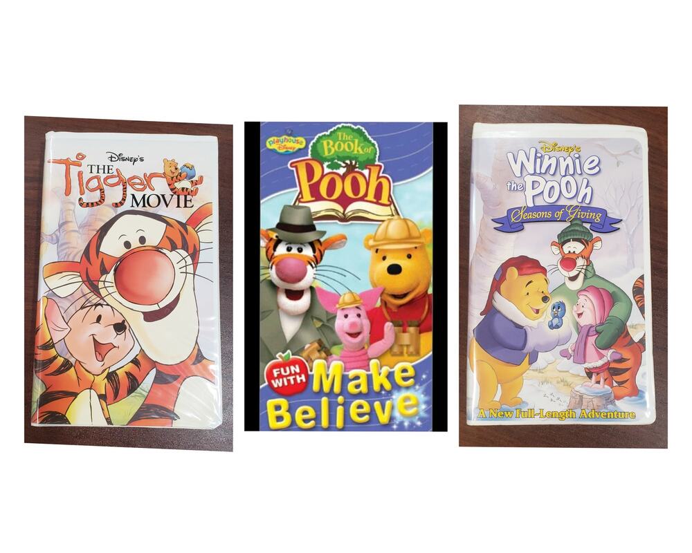 Disney Winnie The Pooh Seasons Of Giving Fun w. Make Believe Tigger Movie VHS